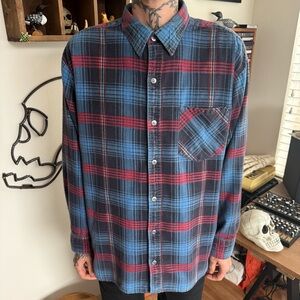 Vintage 90s Blue and Red Plaid Cotton Flannel Saugatuck ~ Size Large